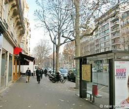 Logement à Paris, Location meublée - Photo 3