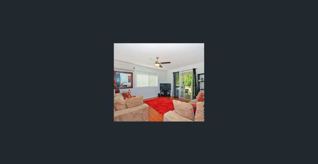 Spacious 3-Bedroom Home in Prime Runcorn Location - Available Now! - Photo 1