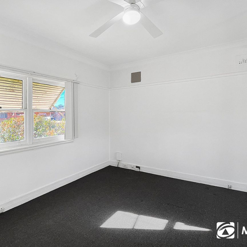 52 Lansdowne Street, 2160, Merrylands Nsw - Photo 1