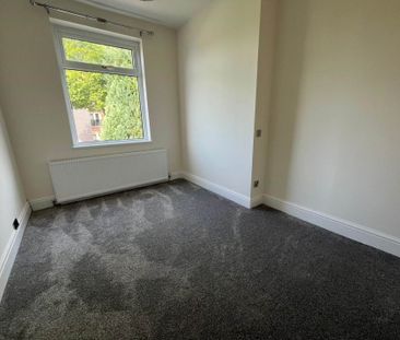 Norden Road, Bamford - Photo 4