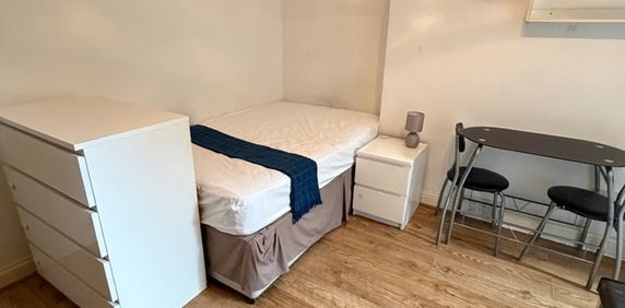 Studio Flat, Kilburn, NW6 - Photo 2