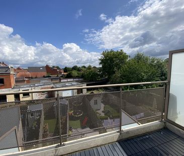Mooi en ruim appartement met terras - Photo 3