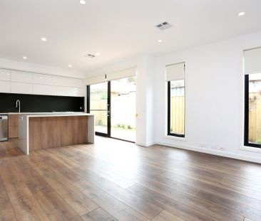 2/76 Alston Court, Thornbury VIC 3071 - Townhouse For Rent | Domain - Photo 4