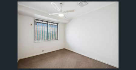 Charming 3-Bedroom Home Offering Comfort & Convenience - Photo 4