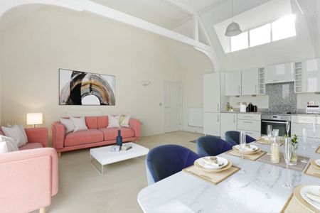 3 bedroom flat to rent - Photo 4