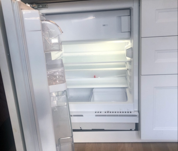 Fjädervägen, Skogås - Photo 1