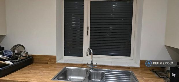 4 bedroom detached house to rent - Photo 1