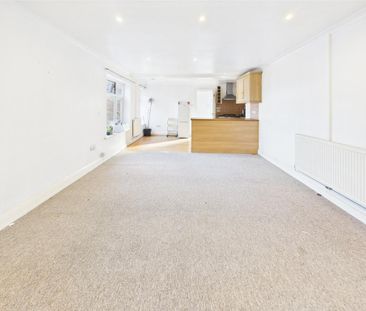 3 bedroom apartment to rent - Photo 5