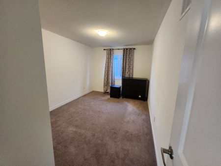 For Lease - 48 Simona Avenue, Wasaga Beach, Ontario - Photo 3