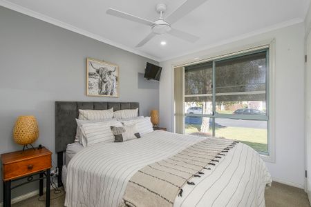 34 Greenmeadows Drive, Port Macquarie NSW 2444 - House For Rent | Domain - Photo 2