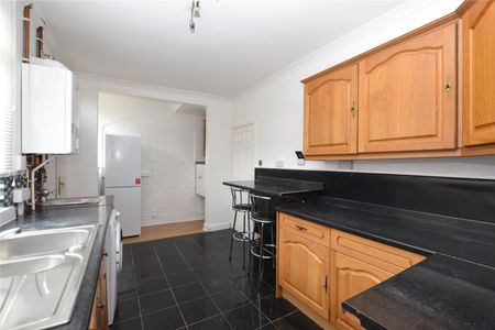 17, Ashby Terrace, Leeds, LS13 3AF - Photo 5