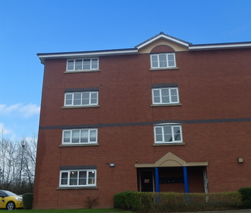 Mountbatten Close, Ashton - Photo 1