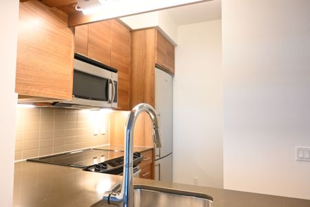 For Lease - 15 Viking Lane Unit# 3003, Toronto, Ontario - Photo 4