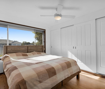 Modern & Convenient Living - Photo 3