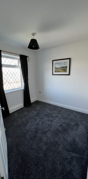 2 Bed Terraced House, Elsworth Street, LS12 - Photo 1