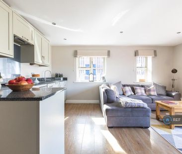 2 bedroom maisonette to rent - Photo 2