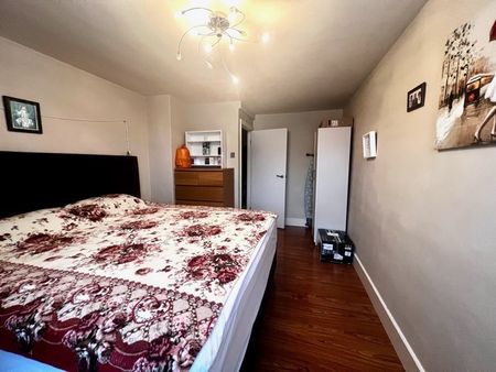 1 Bed Flat, Willett House, E13 - Photo 4