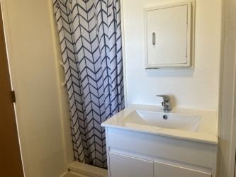 BEDSIT - NAENAE COURT - Photo 1