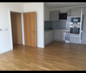 Room in a Shared Flat, Station Road, SE13 - Photo 1