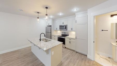 240 Lian St #3 - Photo 3