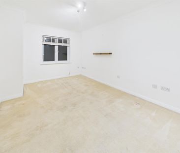 Warner Street, Barrow Upon Soar, LE12 8GW - Photo 1