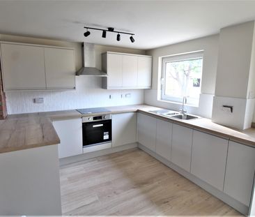 Roman Way, Pewsham, Chippenham, SN15 - Photo 1