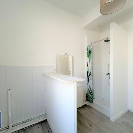 Location Appartement 2 pièces 35m² COUTRAS 33230 - Photo 3