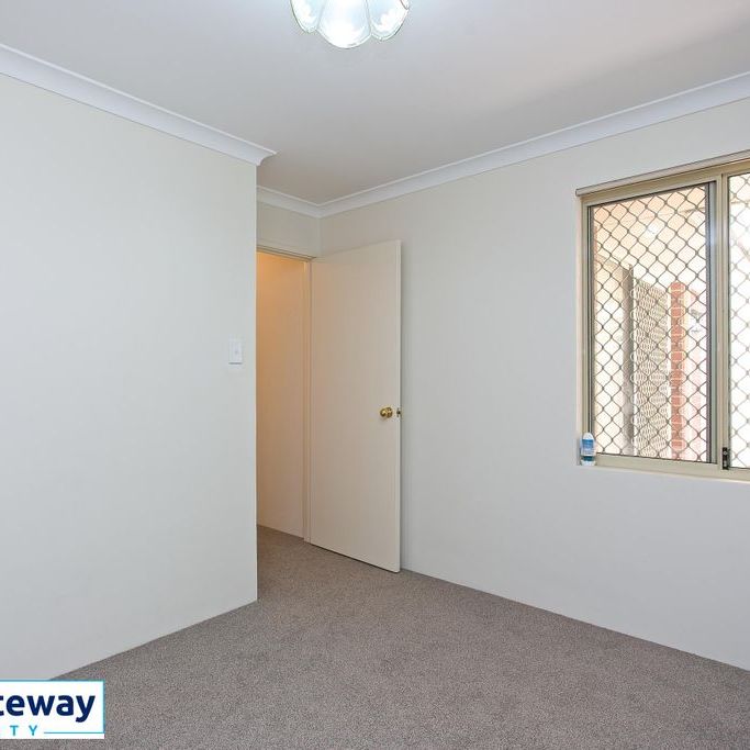 80 Upton Street, ST JAMES WA 6102 - Photo 1