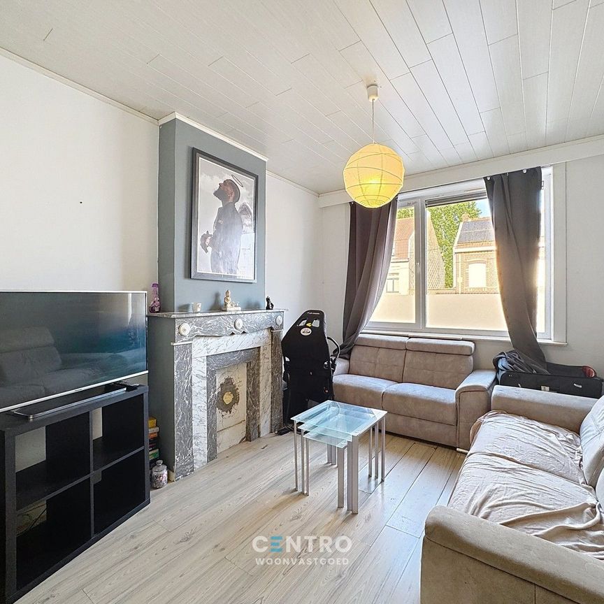 Budgetvriendelijk appartement met garage! - Photo 1