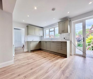 3 bedroom end of terrace house to rent - Photo 1