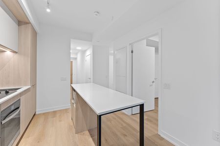 For Lease - 395 Square One Drive Unit# 701, Mississauga, Ontario - Photo 2