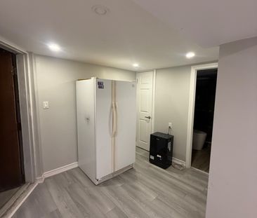 For Lease - 850 Carlaw Avenue Unit# Basement, Toronto, Ontario - Photo 3