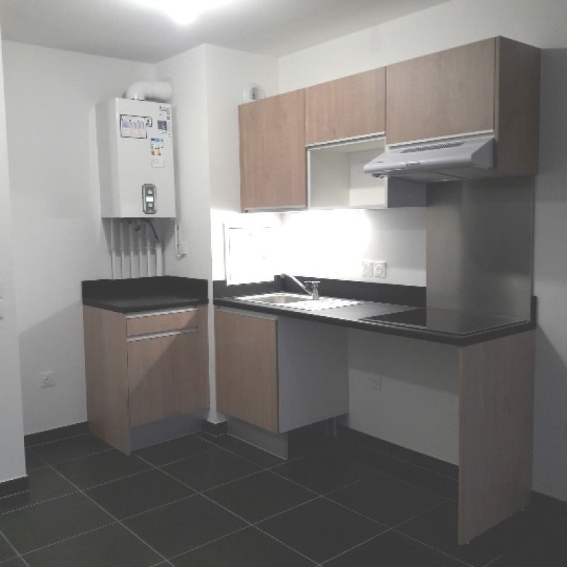 Location Appartement 2 pièces 40m² SARTROUVILLE 78500 - Photo 1
