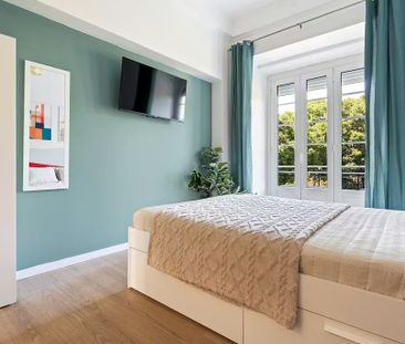 Avenida de Sidónio Pais, Lisbon, Lisbon 1050-215 - Photo 5