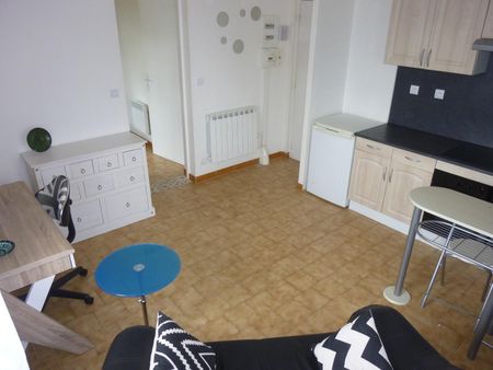 Agréable appartement F2 meublé - Photo 2