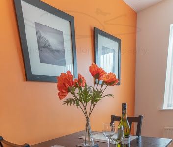 2 Bed Maisonette, Syon Park Close, NG2 - Photo 2