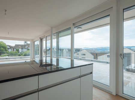 Erstvermietung: Einzigartige Attikawohnung mit Aussicht über das Reusstal - Photo 3