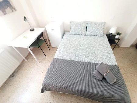 Calle de Braille, Madrid, Community of Madrid 28034 - Photo 4