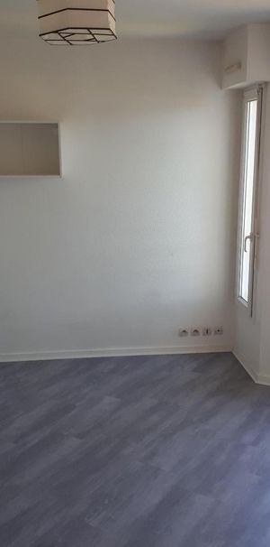 Location Appartement 1 pièce 20m² NANTES 44000 - Photo 2