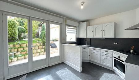 maison 4 pièces 83m2 REIMS 1 150 euros - Photo 3