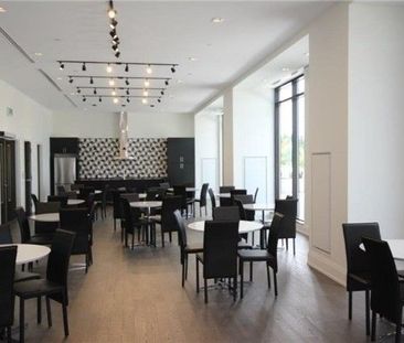 For Lease - 555 William Graham Drive Unit# 417, Aurora, Ontario - Photo 5