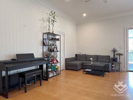 Character, Charm & Lifestyle in a Prime Kelvin Grove Location - Photo 1