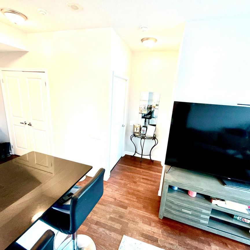 For Lease - 15 Windermere Avenue Unit# 503, Toronto, Ontario - Photo 1