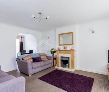 3 bedroom semi-detached house to rent - Photo 2