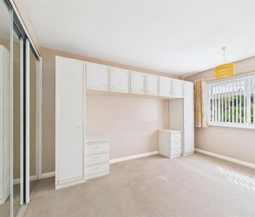 2 bedroom detached bungalow to rent - Photo 4