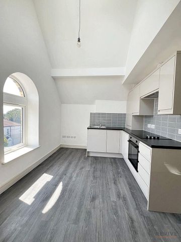 2 bedroom flat to rent - Photo 3
