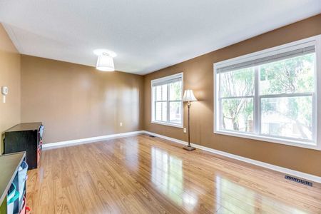 For Lease - 2979 Garnethill Way, Oakville, Ontario - Photo 4