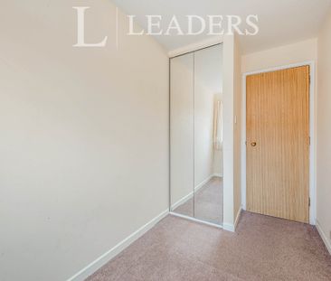 2 bedroom apartment to rent Manor Fields, Horsham, RH13 - Photo 4