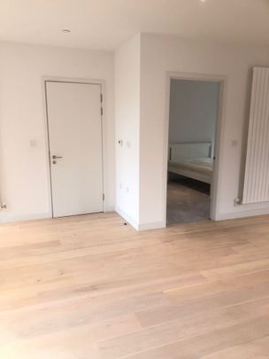 1 Bed Flat, Flagship House, E16 - Photo 1