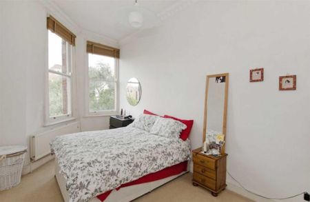 Greencroft Gardens South Hampstead NW6 - Photo 4